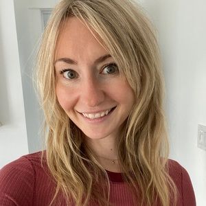 Meet your Posher, Laurie